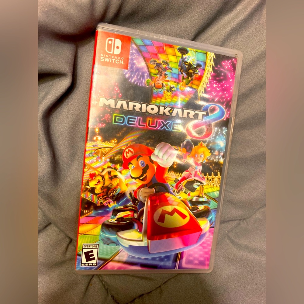 Mario Kart 8 Deluxe for Nintendo Switch